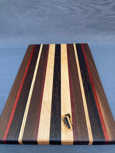 Small Asymmetrical Edge Grain Cutting Board Pattern #4